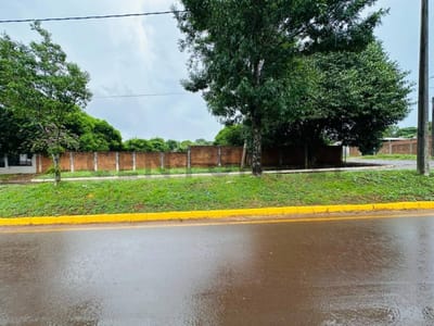 Vendo terreno en Encarnacion - Barrio Maria Auxiliadora