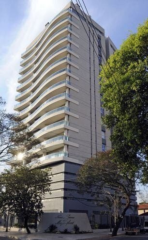 VENDO LUJOSO DEPARTAMENTO DE 4HAB EN EL EDIFICIO MAGNIFICAT