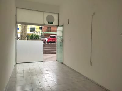 Venta Local en Planta Baja Al Frente Punta Carretas