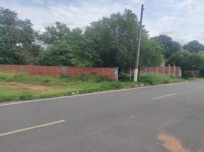 Vendo terreno en Lambaré – Zona Machio (Amurallado)