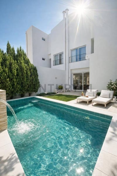 VENDO CASA PAREADA | BARRIO MBURUCUYÁ