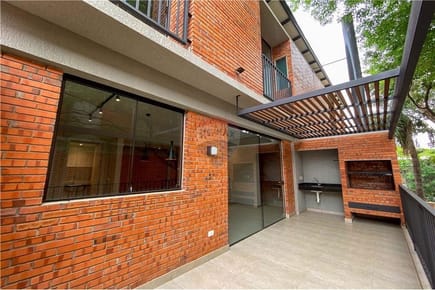 DÚPLEX A ESTRENAR - 2 SUITES + 2 COCHERAS 