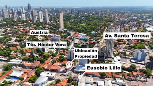 Casa Dúplex de Lujo en Ycuá Satí, Asunción US$ 300.000. Amplia propiedad pareada en ubicación privilegiada, Rogelio Benítez casi Lillo. Terreno de 305 m², construcción de 299 m², 4 dormitorios y 4 baños.