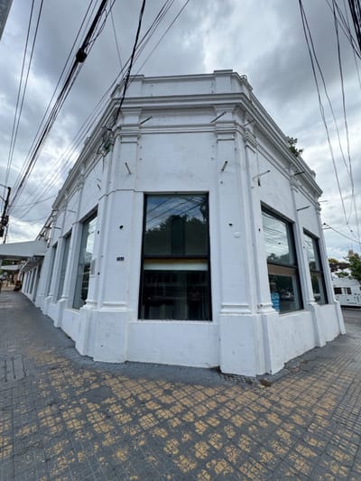 ALQUILER DE SALON COMERCIAL