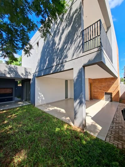 Alquilo Duplex a estrenar. Luque. COD 085