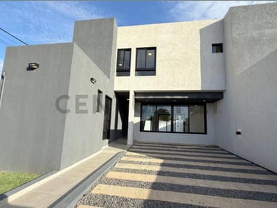 Duplex minimalista en Alquiler- Luque Laurelty