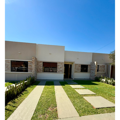 CASA A ESTRENAR DE 2 DORMITORIOS - Capiata.