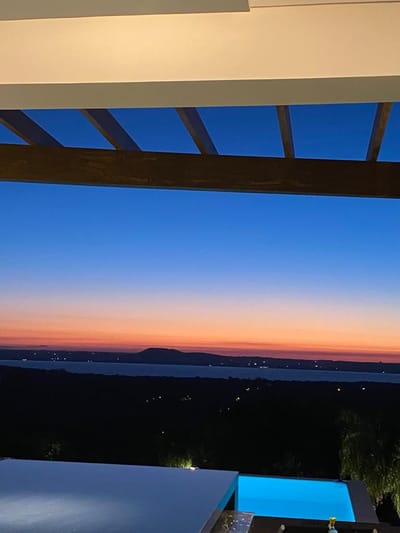 Vendo hemosa casa en Barrio cerrado Alta Pietra