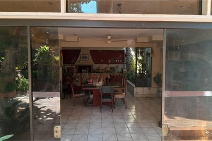 Casa-Venta-Capitán Aranda casi Isabel La Católica, Carlos Antonio López, Asunción