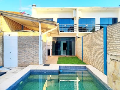 DÚPLEX A ESTRENAR –CON PISCINA 