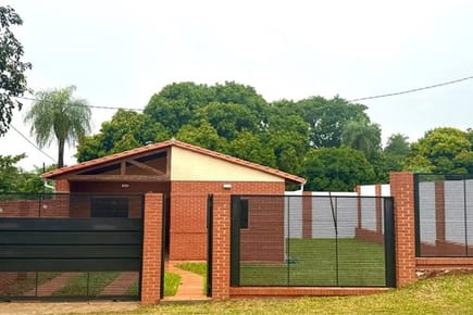 Casa-Venta-Avda. Tsunesaburo Makiguchi, Isla Aranda, Limpio, Central
