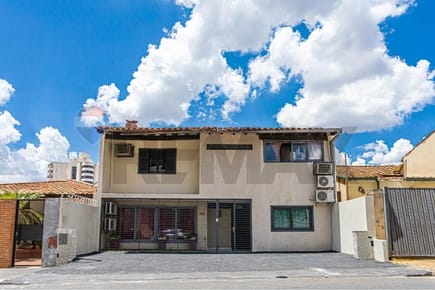 OPORTUNIDAD ÚNICA PARA EMPRESAS O CLÍNICAS ? CASA EN VENTA BARRIO CIUDAD NUEVA AlP