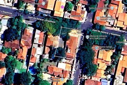 ¡Terreno de 909m² en Las Mercedes, Asunción!