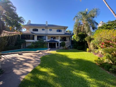 Oportunidad Única! VENDO Residencia de Lujo en el EXCLUSIVO BARRIO CARMELITAS