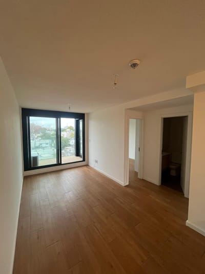 Apartamento de 2 dormitorios con excelente luz natural y amenities