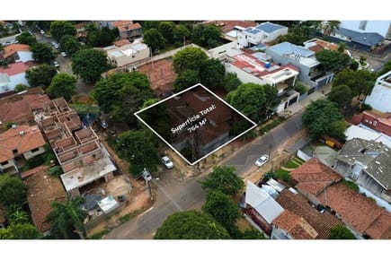 PROPIEDAD EN ESQUINA PARA INVERSIÓN. YCUA SATI. ASUNCION (C.L.)