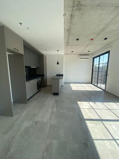 VENDO AMPLIO DEPARTAMENTO DE 1 DORMITORIO EN EL EDIFICIO GRAND CHELSEA