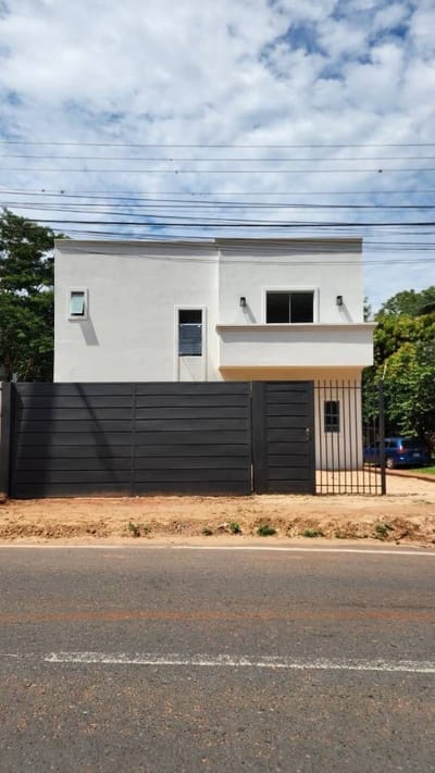 Dúplex a estrenar en Lambaré – Zona Yacht