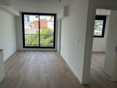 Centenario Próx Escuder Nuñez, A Estrenar, Vivienda U Oficina Con Terraza!!!!!