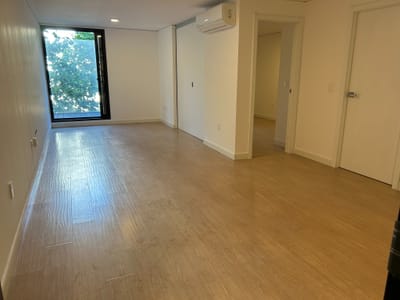 venta de apartamento de un dormitorio en centro con dos terrazas, piso alto