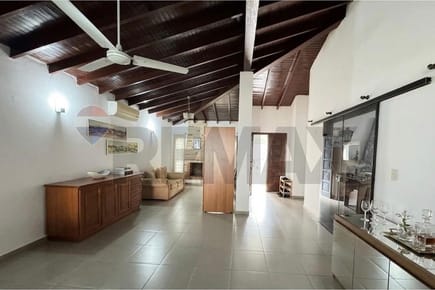 CASA EN MBURUCUYA ASUNCIÓN EN VENTA