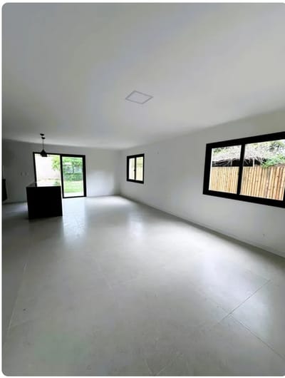 Estrena casa amplia, confortable, buen terreno y muy luminosa