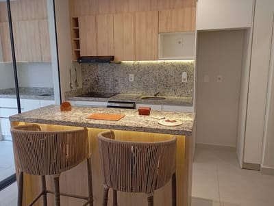 ZONA VILLA OLIMPIA, EN ALQUILER, DUPLEX DE 3 DORMITORIOS EN CONDOMINIO.