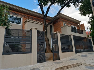 Exclusivo Dúplex a Estrenar en Sajonia: Lujo y Confort en Cada Detalle