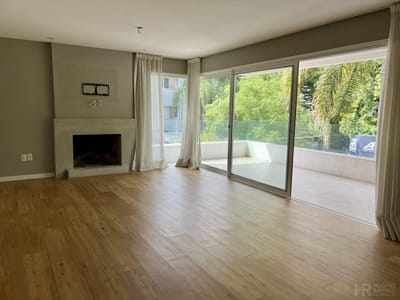 Venta Apartamento 3 dormitorios Edificio Las Condes