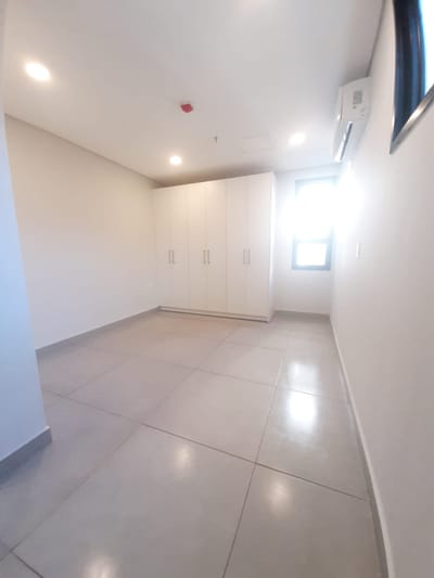 VENDO DEPARTAMENTO EN EXCLUSIVO EDIFICIO ZONA LAS MERCEDES
