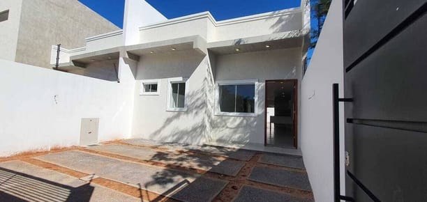 VENDO  DUPLEX A ESTRENAR EN LAMBARE ZONA YATCH