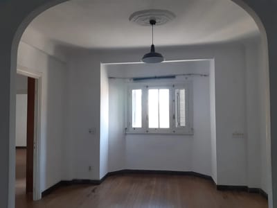 ALQUILER Apartamento de 2 Dormitorios y 2 Baños en 18 de Julio