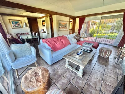 Espectacular Casa en venta con piscina en Carrasco