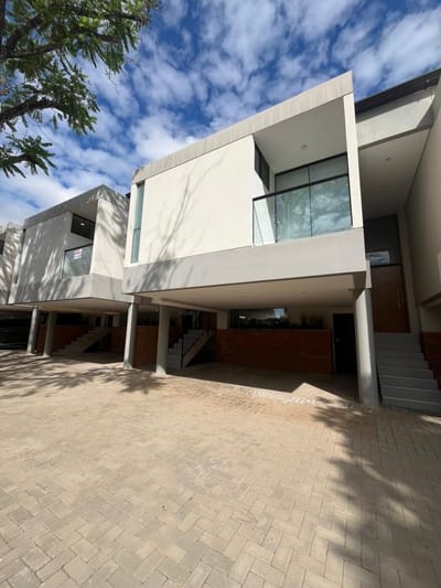 Duplex en venta en barrio cerrado - Luque