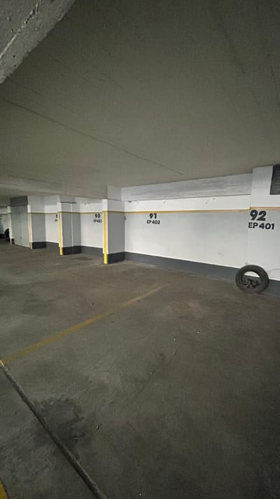 Venta 5 Cocheras en Ciudad Vieja, Torre Cabildo