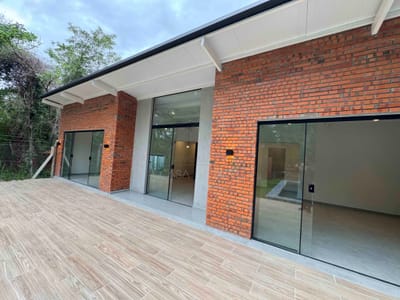 Vendo casa a estrenar en San Bernardino