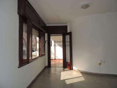 Apto. Tipo Casa | Dos Dormitorios | Sólida Construcción. -