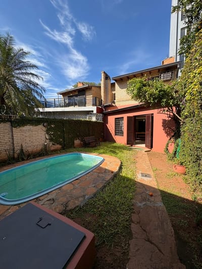 Vendo duplex en el Barrio Villa Aurelia