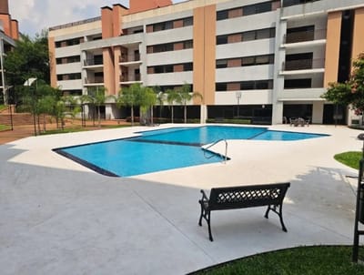 Departamento Exclusivo en Venta y Alquiler en Parque Pinar, Ñemby