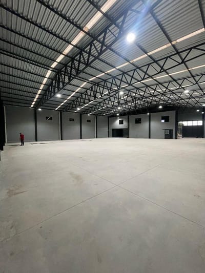 NAVE INDUSTRIAL EL ALQUILER 1200M2 EN YPANE JG