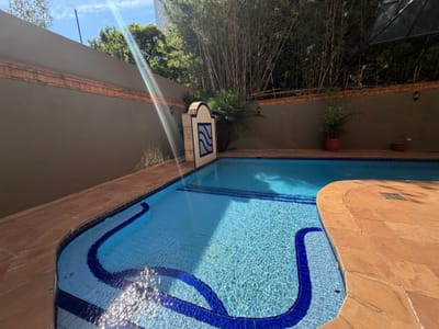 En venta amplio Departamento en Ykua Sati: a pasos de Paseo La Galería