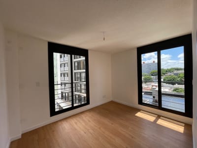 Apartamento 2 Dormitorios Súper Luminoso - La Blanqueada