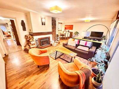 VENTA: CASA GALPÓN TERRENO 1100m2