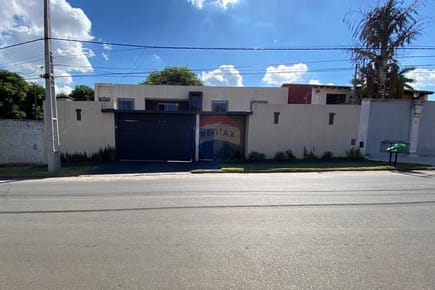VENDO MODERNA CASA EN SAN VICENTE