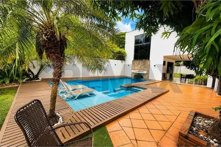 Exclusiva Casa Quinta en Luque, Isla Bogado: Un Oasis de Tranquilidad y Confort
