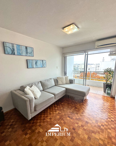 VENTA | Penthouse de 2/3 dormitorios, 2 baños, terraza , garage y barbacoa   US$ 369.000