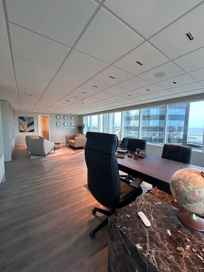 ALQUILER Oficina en World Trade Center