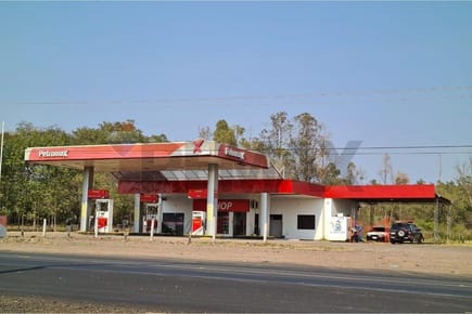 ESTACIÓN DE SERVICIO en PTE HAYES!! 