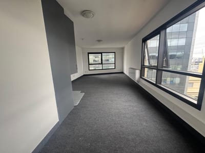 Oficina Juncal y Pza Indep. Torre X  P 10 32m Impecable! Excelente Vista !