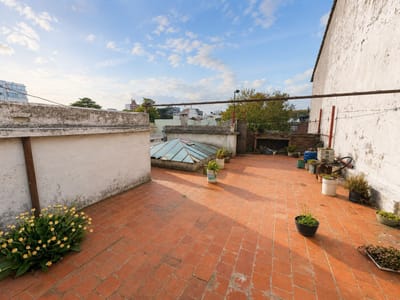 CASA PH TOTALMENTE INDEPENDIENTE EN ATAHUALPA — 135 m² + GRAN AZOTEA TRANSITABLE | PARA RECICLAR